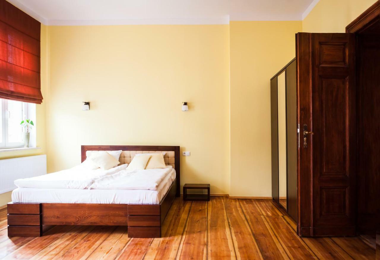 Apartamento Czar Garbar Poznan Exterior foto